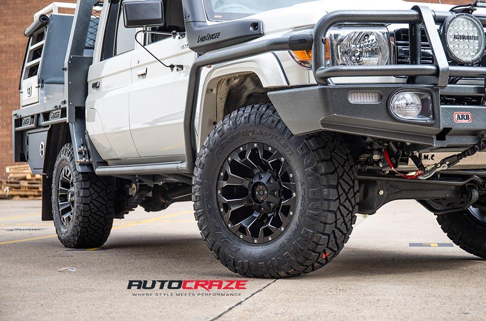 TOYOTA LANDCRUSIER ASSAULT GLOSS BLACK MILLED ACCENTS